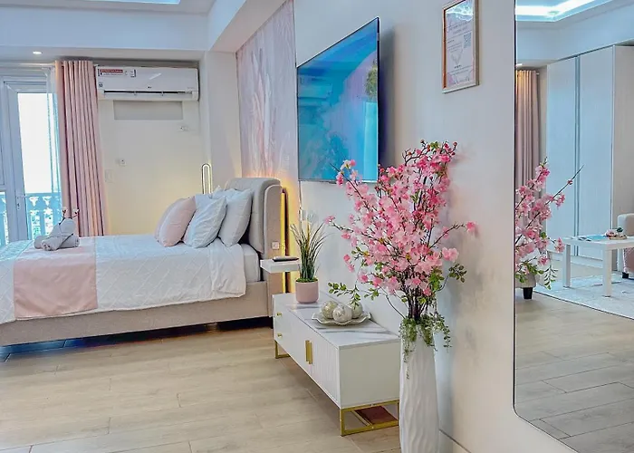 Njoy! Elegant Peach Heaven At Venice Grand Canal Apartment *