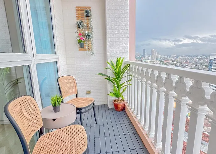 Apartment Njoy! Elegant Peach Heaven At Venice Grand Canal
